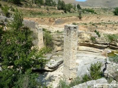 Comarca Maestrazgo-Teruel;cerezos en primavera sierra ayllon parque natural sierra de gredos